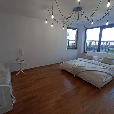 Na Placu Kaszubskim W Gdyni * Gdynia