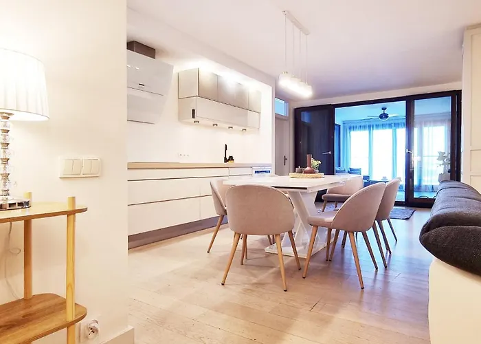 Na Placu Kaszubskim W Gdyni *