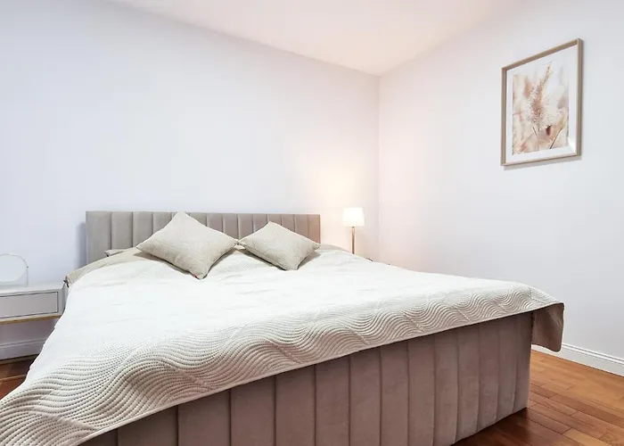 Na Placu Kaszubskim W Gdyni * Gdynia